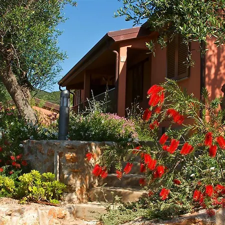 Üdülőpark Locazione Turistica Talamone.3 *