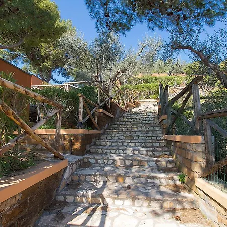 Üdülőpark Locazione Turistica Talamone.3 *